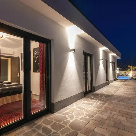 Villa Belissima Vista Mare *